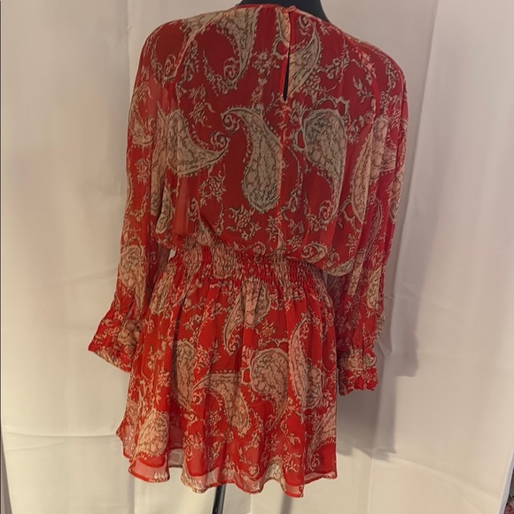 Red Paisley Long Sleeve Flowy Mini Dress. Size Small. - Picture 5 of 8